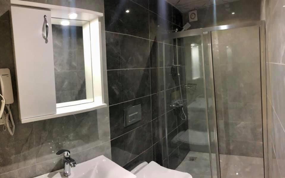 Crowned Plus Hotel Isztambul Kültér fotó